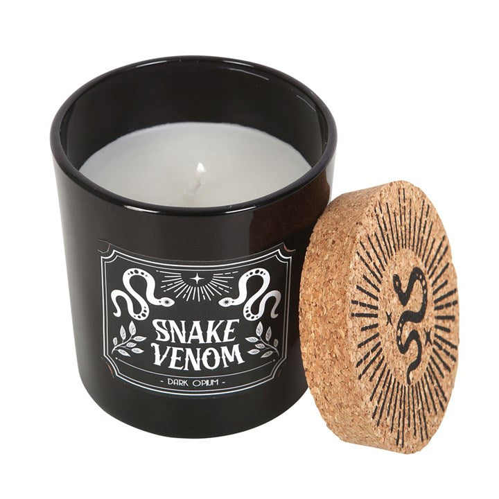 Snake Venom tuoksukynttilä