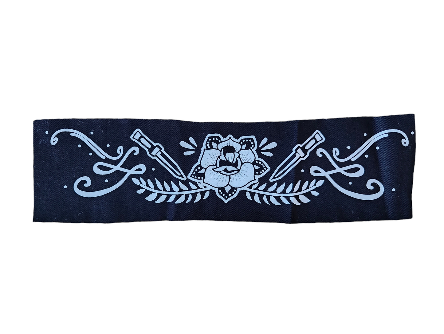 Ruusu ja tikarit -patch